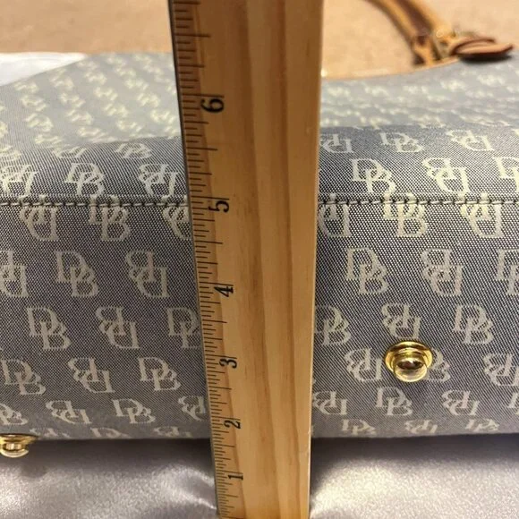 Dooney & Bourke Signature Buckle Satchel – Grey/White with Natural Trim - Picture 12 of 16